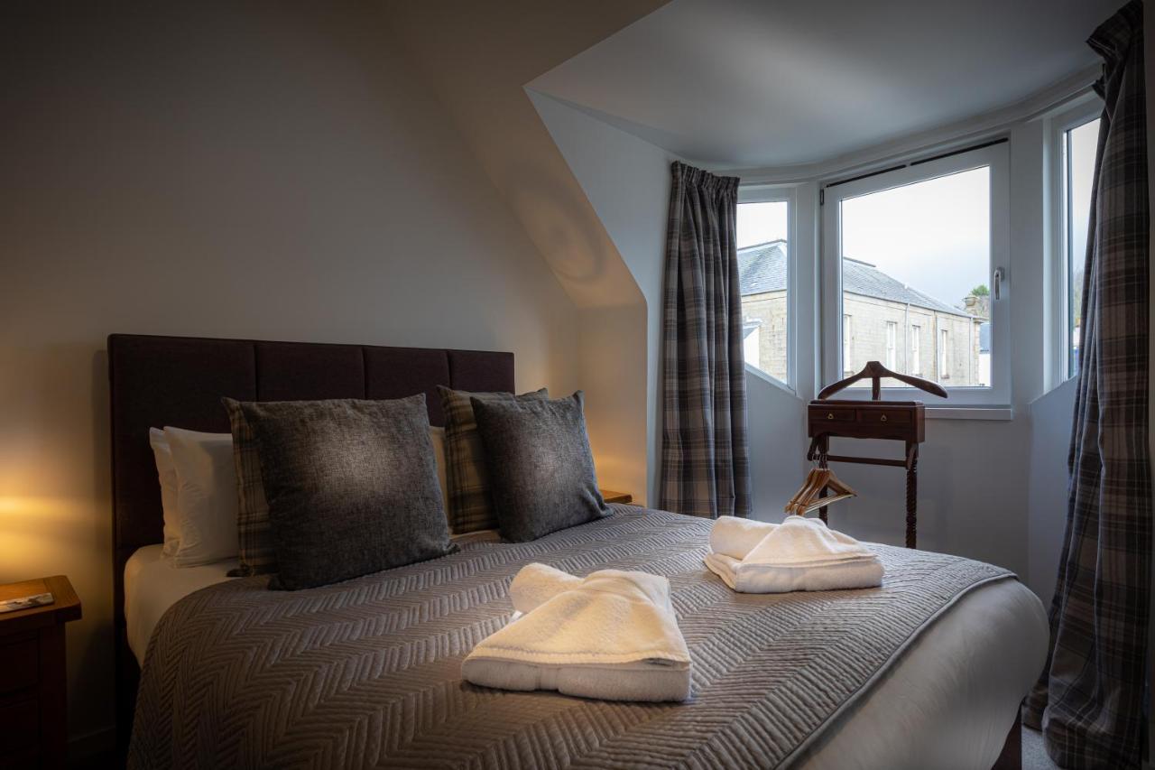 Skyelight Apartment Portree Bagian luar foto