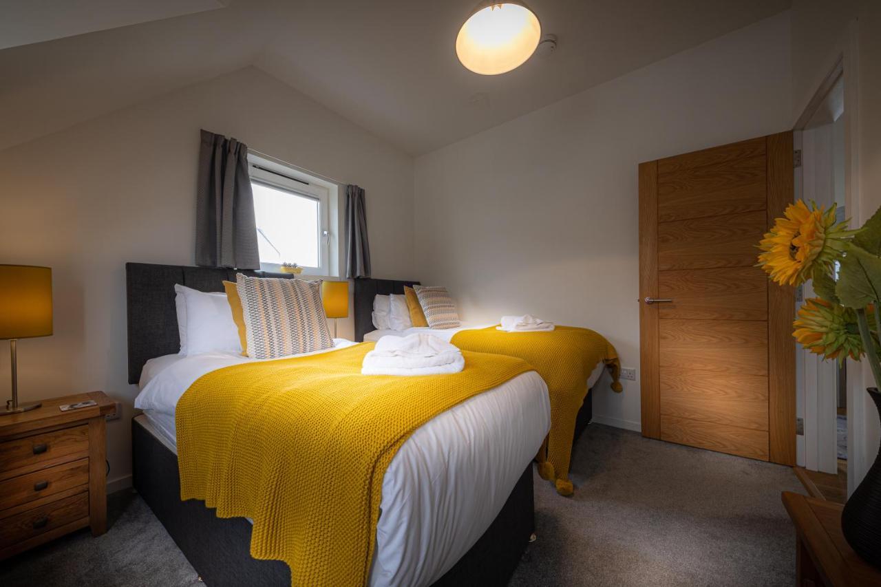 Skyelight Apartment Portree Bagian luar foto