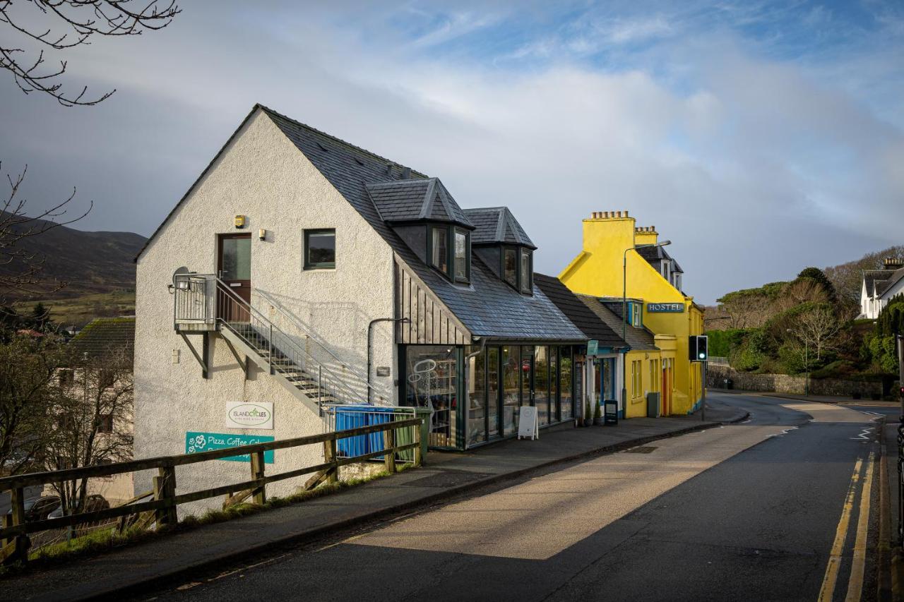 Skyelight Apartment Portree Bagian luar foto