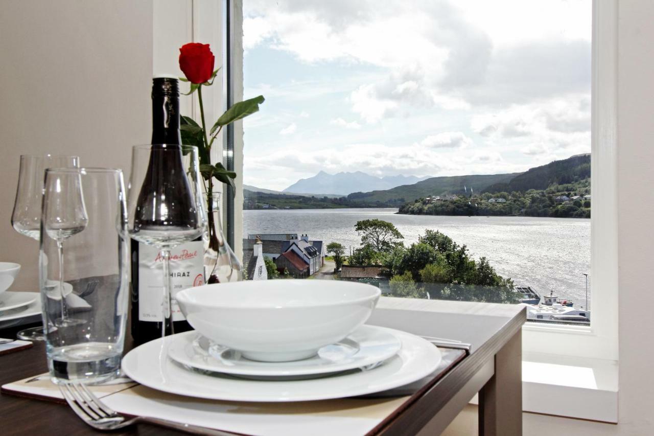Skyelight Apartment Portree Bagian luar foto